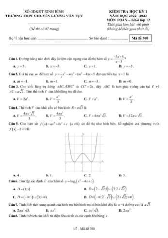 Kiểm tra học kì 1 môn Toán Lớp 12 - Mã đề 300 - Năm học 2022-2023 - Trường THPT chuyên Lương Văn Tụy